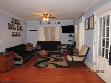 63 Essex St, Pittsfield, MA 01201 - photo 4