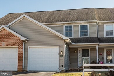 3994 Parkside Ct, Mount Joy, PA 17552 - photo 2