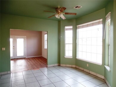 202 Gunnar Ln, McLoud, OK 74851 - photo 5