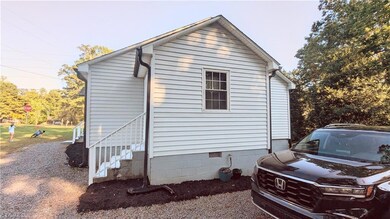 1806 Mack Rd, Asheboro, NC 27205 - photo 4