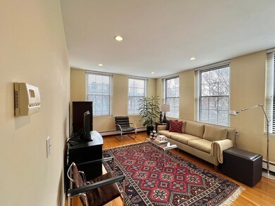19 Fayette St unit 7, Boston, MA 02116 - photo 2