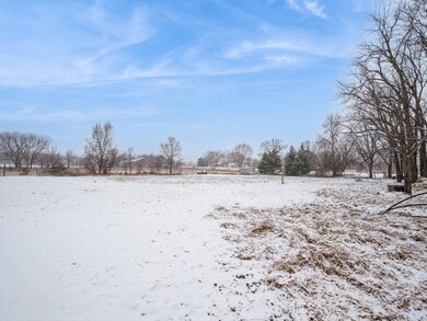 4600 Urbana Rd, Center Point, IA 52213 - photo 4
