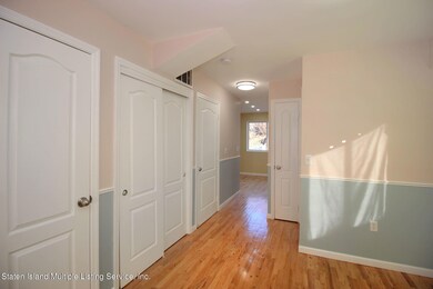 37 Newark Ave, Staten Island, NY 10302 - photo 6