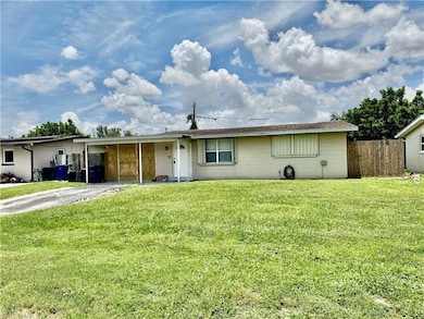 2169 Barry Dr, Fort Myers, FL 33907 - photo 2