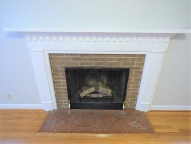 520 Hampton St, Camden, SC 29020 - photo 5