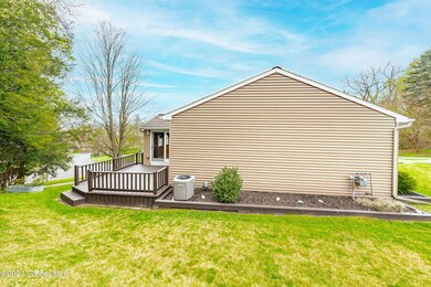 7 Hendrick Ave, Albany, NY 12204 - photo 2