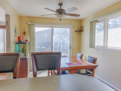 006_Dining Room