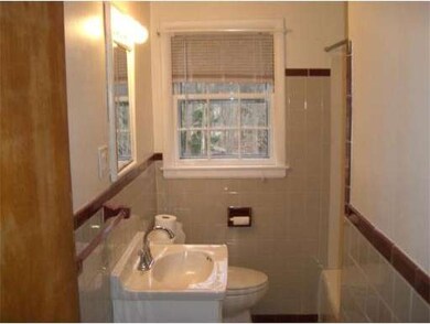 54 Silver St, Randolph, MA 02368 - photo 2