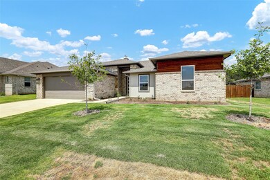 817 Topaz Trail, Azle, TX 76020 - photo 2
