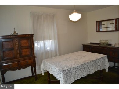 27 Golf Rd, Darby, PA 19023 - photo 3