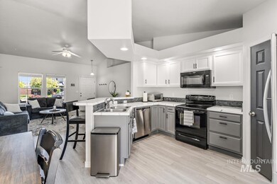 267 E Whitbeck St, Kuna, ID 83634 - photo 5