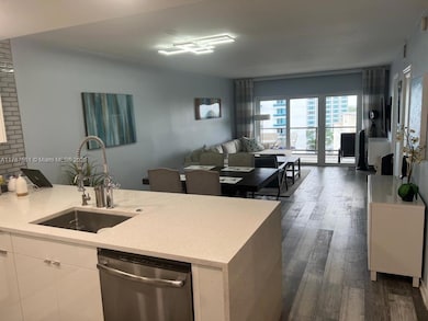 Leisure Towers unit 907, Pompano Beach, FL 33062 - photo 6