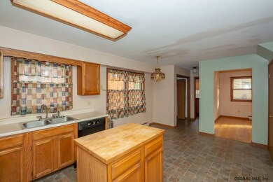 117 Wineberry Ln, Ballston Spa, NY 12020 - photo 3