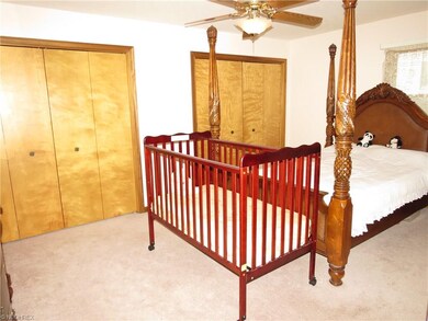 2nd floor offers the master bedroom with 2 closets