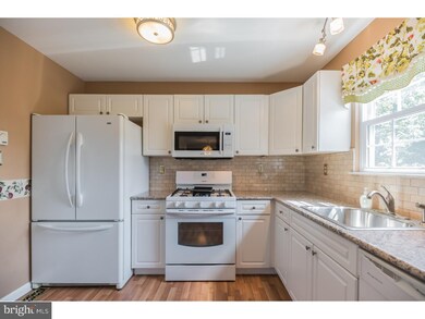 280 Ripka St, Philadelphia, PA 19127 - photo 6