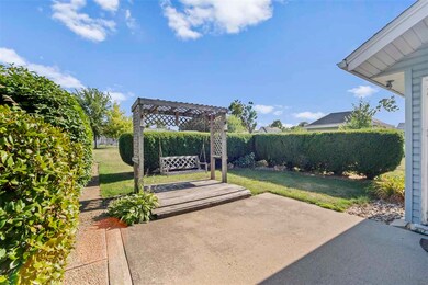 281 24th Ave SW, Cedar Rapids, IA 52404 - photo 4