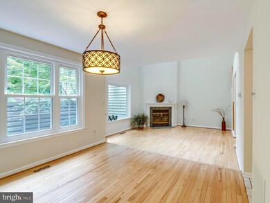 11753 Arbor Glen Way, Reston, VA 20194 - photo 7