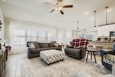 1100 River Wood, Seguin, TX 78155 - photo 4