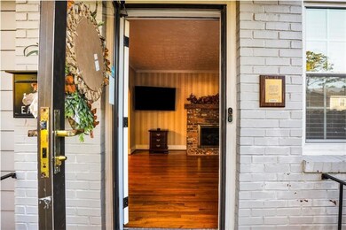 1333 E 52nd St, Savannah, GA 31404 - photo 3