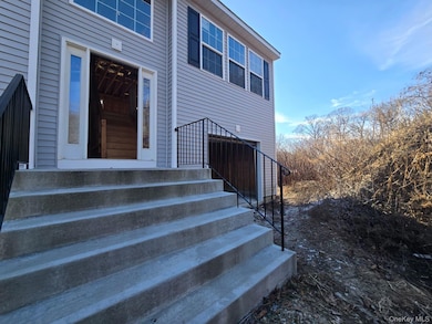 21 Barbara Ln, Medford, NY 11763 - photo 6