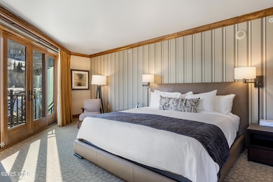 16 Vail Rd-011-014-Bedroom-MLS_Size