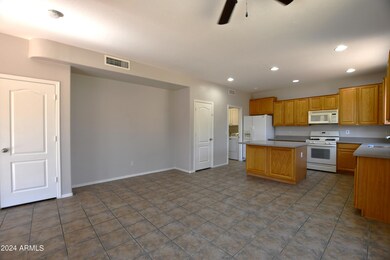 9244 E Kiowa Ave, Mesa, AZ 85209 - photo 6