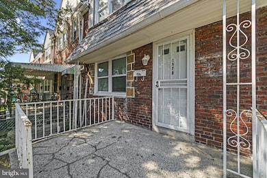 2548 Arunah Ave, Baltimore, MD 21216 - photo 3