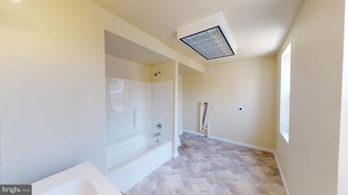 1010 Chestnut St, Reading, PA 19602 - photo 5