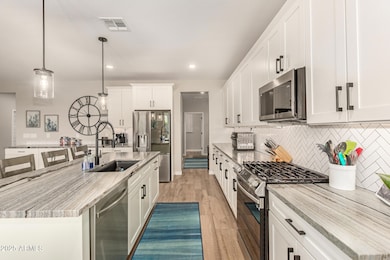 16863 W Maya Way, Surprise, AZ 85387 - photo 5