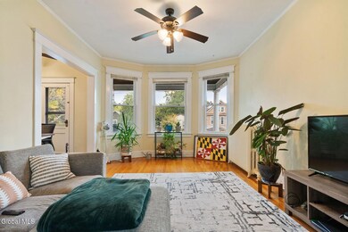 685 Myrtle Ave, Albany, NY 12208 - photo 4