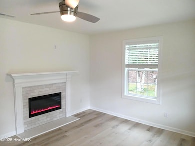 9166 Green Loop Living Room.1
