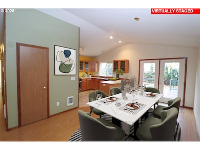 858 S 46th St, Springfield, OR 97478 - photo 3