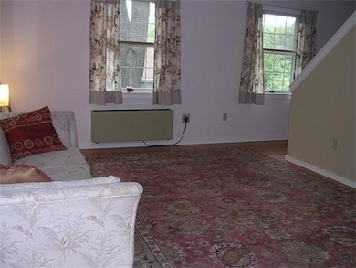 80 Laurel St unit B, Greenfield, MA 01301 - photo 2