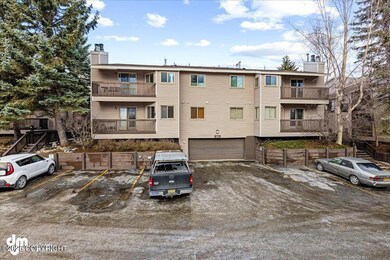 02-Exterior Front-DW-3207