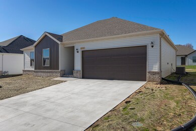 1375 S Lorraine Ave_02