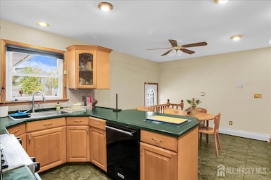 10 Cutter Ave, Edison, NJ 08820 - photo 6