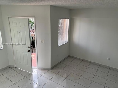 631 NW 82nd Ave unit 220, Miami, FL 33126 - photo 3