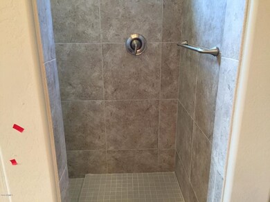 MASTER SHOWER