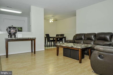 6605 Jupiter Hills Cir unit H, Alexandria, VA 22312 - photo 5