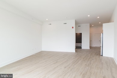 1622 Point Breeze Ave unit 111, Philadelphia, PA 19145 - photo 6