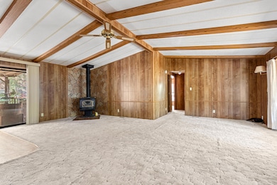 363 Kitty Dr, Eagle Point, OR 97524 - photo 4