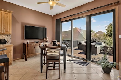 3914 SW Barons Ln, Topeka, KS 66610 - photo 7