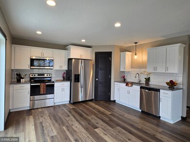 *ACTUAL BUILD* Kitchen