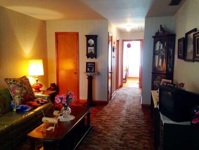 4630 Scott St, Schiller Park, IL 60176 - photo 7