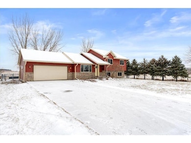 1710 Amsterdam St, Baldwin, WI 54002 - photo 2