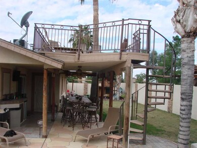 Spiral steps to Deck w/Amazing Mtn View