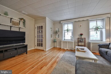 151 Carson St, Philadelphia, PA 19127 - photo 2