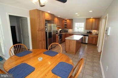 201 Serene Dr, Friendship, MD 20758 - photo 5