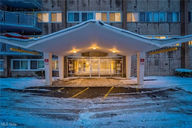 Emerald Towers unit 604, Parma Heights, OH 44130 - photo 2