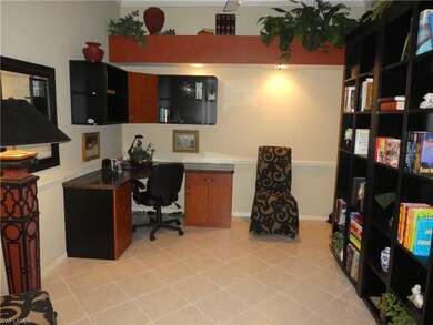 Office/den or 3rd bedroom